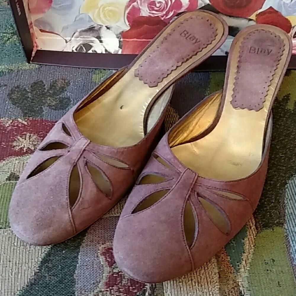 Blay Purple Suede Cut Out Slide Mules 8.5